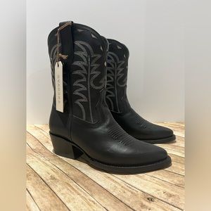 Tecovas “The Jolene”